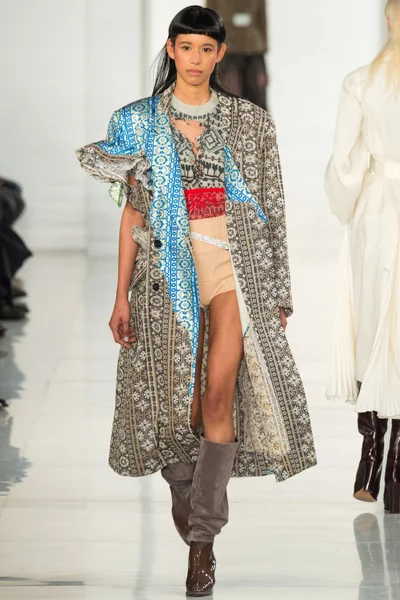 Look 7